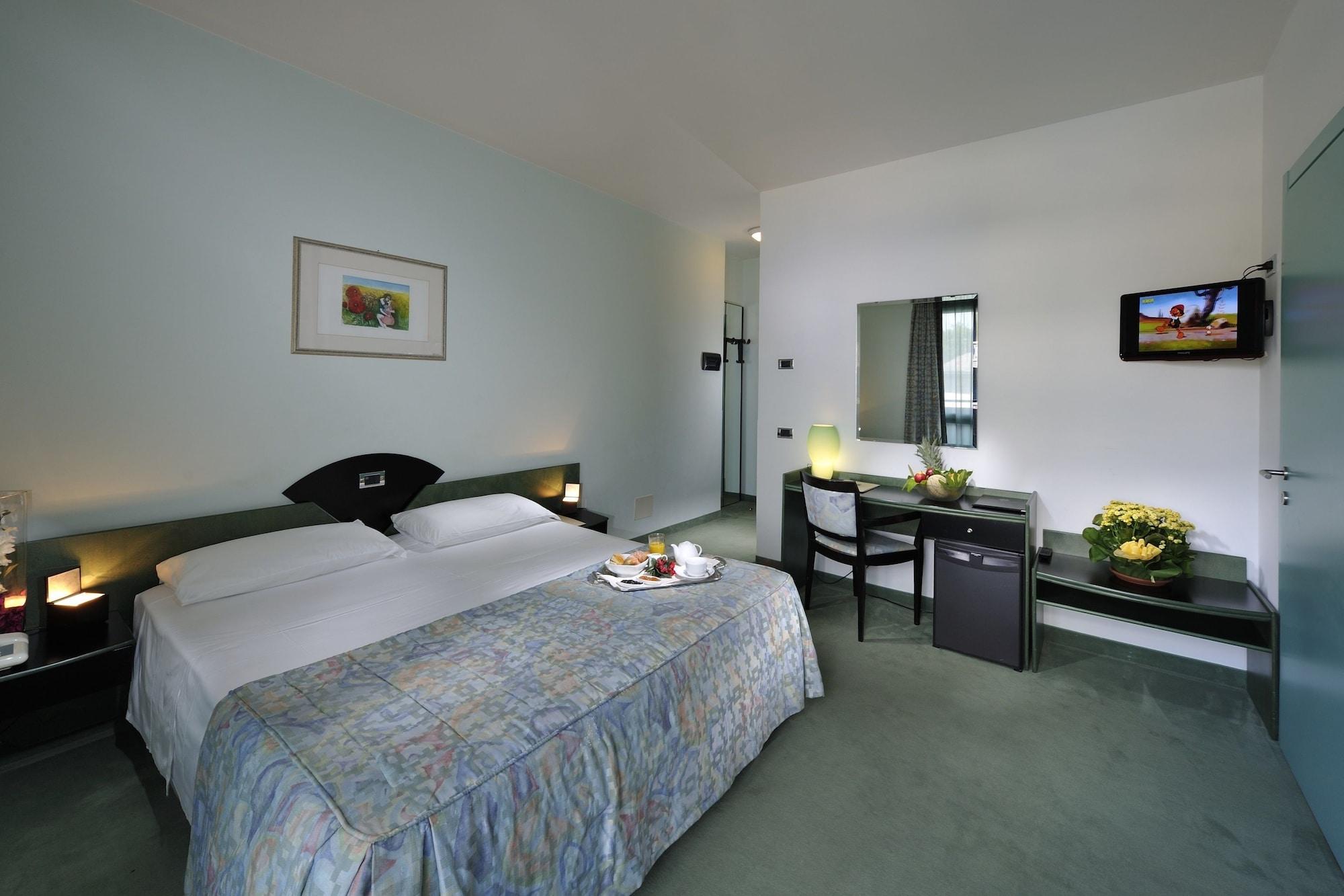 Hotel Medusa Splendid Lignano Sabbiadoro Exterior foto