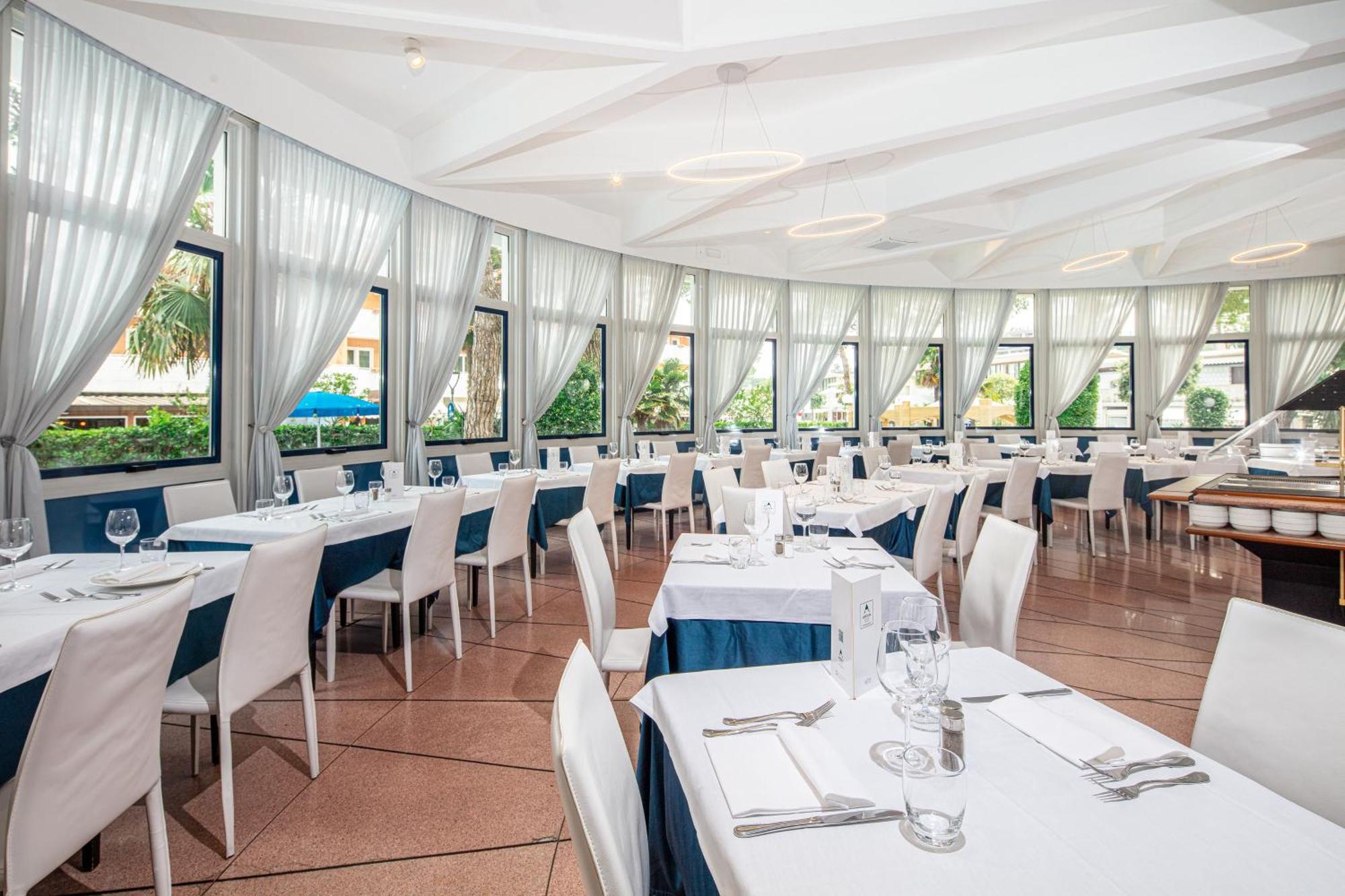 Hotel Medusa Splendid Lignano Sabbiadoro Exterior foto